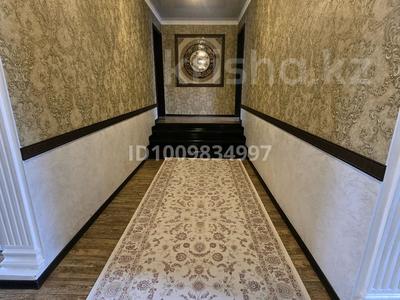 Отдельный дом · 4 комнаты · 200 м² · 7 сот., Жетису за 400 000 〒 в Кыргауылдах