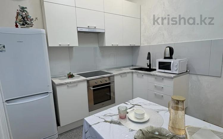 1-комнатная квартира · 40 м² · 5/12 этаж, Туран 34а — Туран и Тукай за 18 000 ₸ в Астане, Нура р-н — фото 2