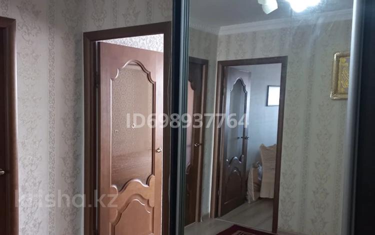 4-комнатная квартира · 90 м² · 4/5 этаж, мкр Центральный, Каженбаева 2 — Махамбет за 260 000 〒 в Атырау — фото 2