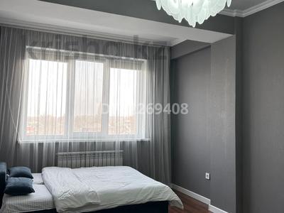 Аренда квартир посуточно в Алматы: 1-комнатная квартира · 40 м² · 4/13 этаж, Есенова — Суйнбая/Баянаулская за 13 999 〒 1-комнатная квартира · 40 м² · 4/13 этаж, Есенова — Суйнбая/Баянаулская за 13 999 〒 в Алматы, Жетысуский р-н