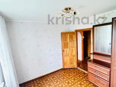3-бөлмелі пәтер · 65.4 м² · 6/9 қабат, 4 ш/а 3/1, бағасы: 17 млн ₸ в Уральске, мкр 4