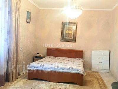 1-комнатная квартира · 55 м² · 1/5 этаж, 15-й мкр 3 за 10 000 ₸ в Актау