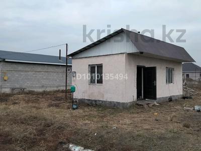 Отдельный дом · 2 комнаты · 37 м² · 8 сот., Акжар 33 — За ресторанам "Салтанат сарайы" "Париж холл" за 40 000 ₸ в Кызылту