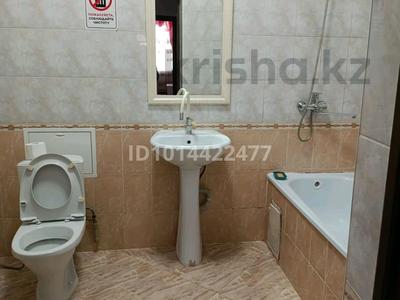 3-бөлмелі пәтер · 100 м² · 1/2 қабат, Пляжная, бағасы: 18 000 ₸ в Актау, мкр Приморский