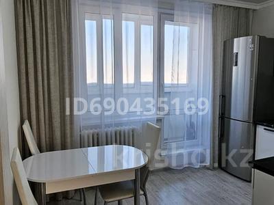 2-комнатная квартира · 51.7 м² · 9/9 этаж, 5 микрорайон 3 за 17 млн ₸ в Аксае