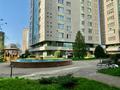2-комнатная квартира, 82 м² помесячно, Достык 160 за 500 000 〒 в Алматы, Медеуский р-н — фото 3