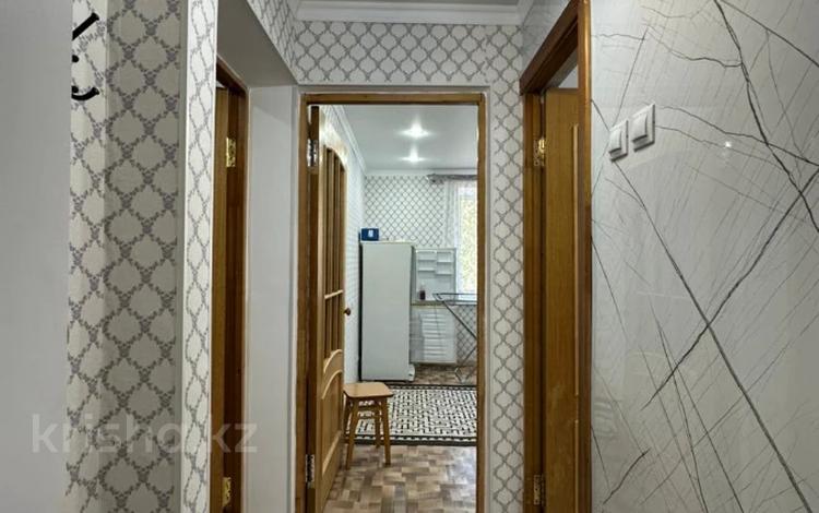 1-бөлмелі пәтер · 37 м² · 2/9 қабат, 2 ш/а., братья жубановых, бағасы: 11 млн ₸ в Актобе, мкр 8 — фото 2