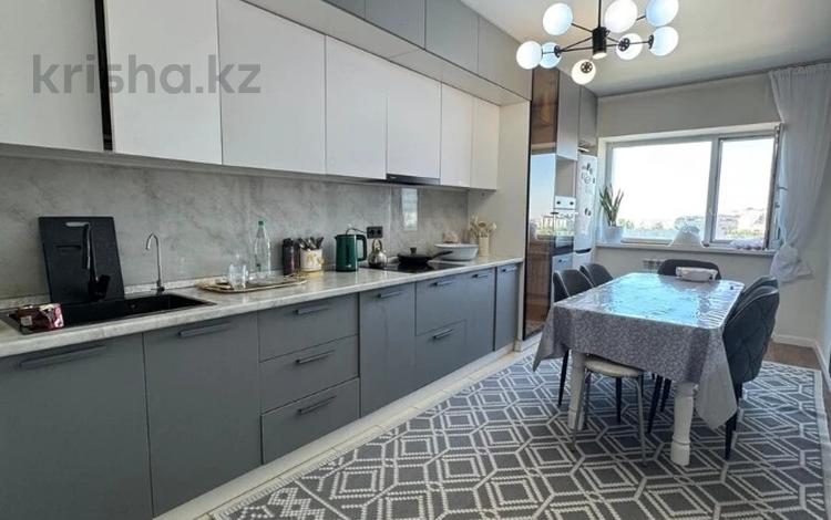 3-комнатная квартира · 107.4 м² · 4/16 этаж, мкр Мамыр-1 за 96 млн ₸ в Алматы, Ауэзовский р-н — фото 19