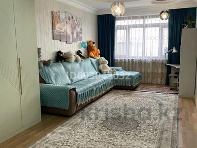 3-комнатная квартира, 120 м², 2/17 этаж, Абая — Каримова за 86 млн 〒 в Алматы, Бостандыкский р-н