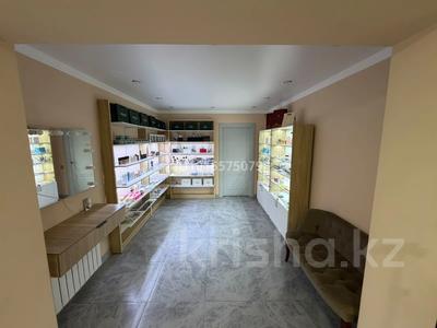 Дүкендер мен бутиктер, сұлулық салондары, студиялар · 20 м², бағасы: 150 000 ₸ в Актобе, жилой массив Бауырластар