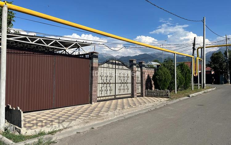 Отдельный дом · 3 комнаты · 90 м² · 8 сот., Жамбыла 20 — Район ЦРБ за 30 млн 〒 в Талгаре — фото 2