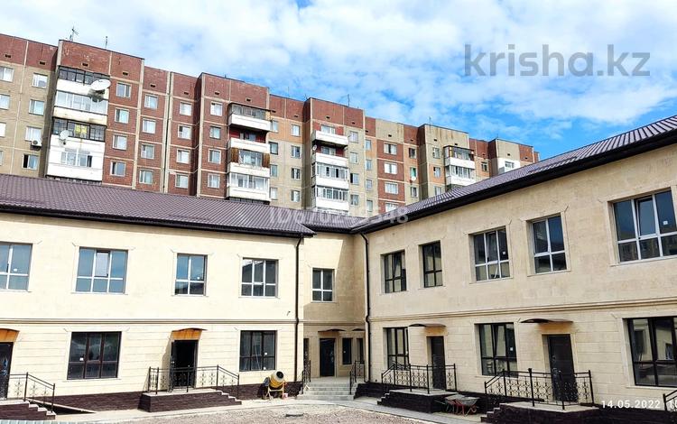 4-комнатная квартира, 130 м², Тургенева за 38 млн 〒 в Караганде, Казыбек би р-н — фото 59