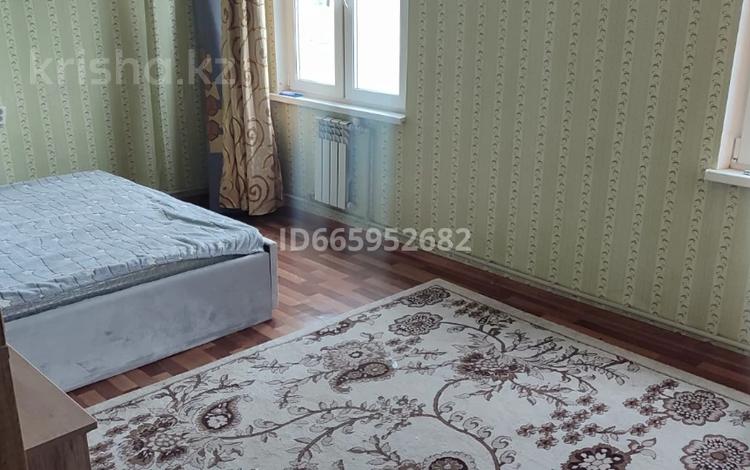 2-бөлмелі пәтер · 74.2 м² · 6/9 қабат, проспект Илияса Есенберлина 4а, бағасы: 28 млн ₸ в Усть-Каменогорске — фото 5