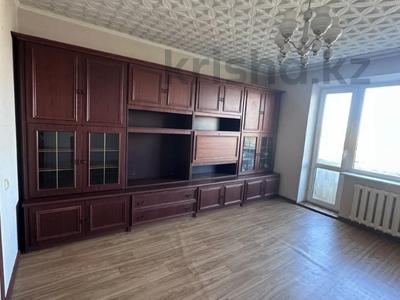 3-бөлмелі пәтер · 66 м² · 8/9 қабат, Орбита ш/а., мкр Орбита-1 — Парк Победы, Рынок Орбита, Сарыарка, бағасы: 21 млн ₸ в Караганде, Казыбек би р-н