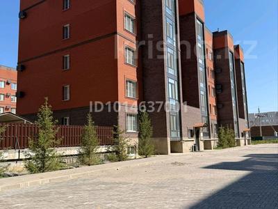 4-комнатная квартира · 199 м² · 3/5 этаж, мкр. Алтын орда, Микрорайон Батыс-2 52 г за 66 млн ₸ в Актобе