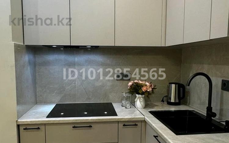 1-бөлмелі пәтер · 32 м² · 2/12 қабат, Алғабас ш/а., Омарова 11, бағасы: 2 500 ₸ в Алматы, Алатауский р-н — фото 2