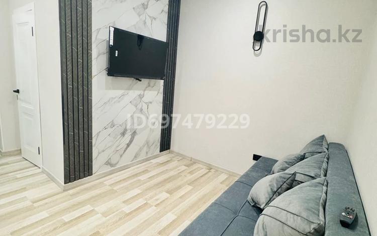2-бөлмелі пәтер · 48 м² · 9/12 қабат, Тастак-1м-н 348/1 — Райымбек Емцова, бағасы: 300 000 ₸ в Алматы, Ауэзовский р-н — фото 2