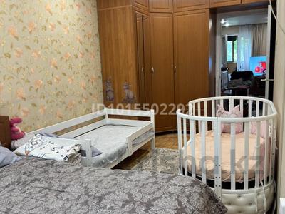 2-комнатная квартира · 48 м² · 3/5 этаж, мкр Казахфильм за 35 млн ₸ в Алматы, Бостандыкский р-н
