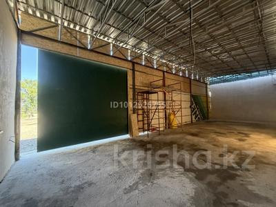 Свободное назначение, магазины и бутики, склады, салоны красоты · 100 м² за 300 000 ₸ в Алматы