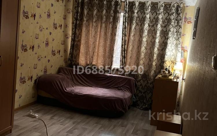 3-бөлмелі пәтер · 65 м² · 1/5 қабат, мкр Юго-Восток, Камали дюсембекова 47 — Рядом с орбитой, бағасы: 21 млн ₸ в Караганде, Казыбек би р-н — фото 2