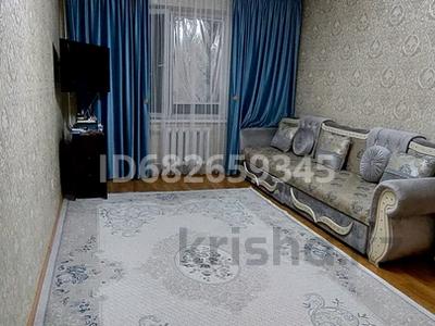 1-комнатная квартира, 40 м², 3/5 этаж, Мкр Болашақ за 14.5 млн 〒 в Талдыкоргане