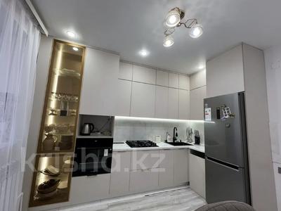 3-бөлмелі пәтер · 82 м² · 2/5 қабат, мкр. Алтын орда 51, бағасы: 33 млн ₸ в Актобе