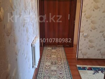 2-комнатная квартира · 52 м² · 2/5 этаж, Сураншы батыр 32 за 16 млн 〒 в Аксукенте