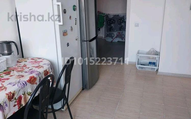 2-бөлмелі пәтер · 68.4 м² · 9/10 қабат, Жунисова 2/13 к1-27, 2/13 к28-33м, 2/13 к28-30Б, бағасы: 32.5 млн ₸ в Алматы, Наурызбайский р-н — фото 2
