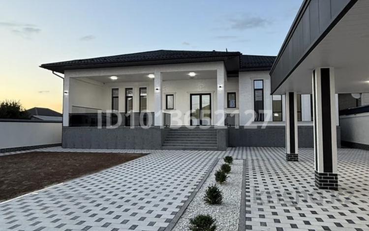 Отдельный дом · 9 комнат · 300 м² · 8 сот., мкр Самал-1 58 — Сарсенбаева за 155 млн ₸ в Шымкенте, Абайский р-н — фото 3
