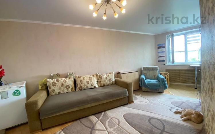 4-бөлмелі пәтер · 82.7 м² · 5/5 қабат, центральная, бағасы: 28 млн ₸ в Костанае — фото 2