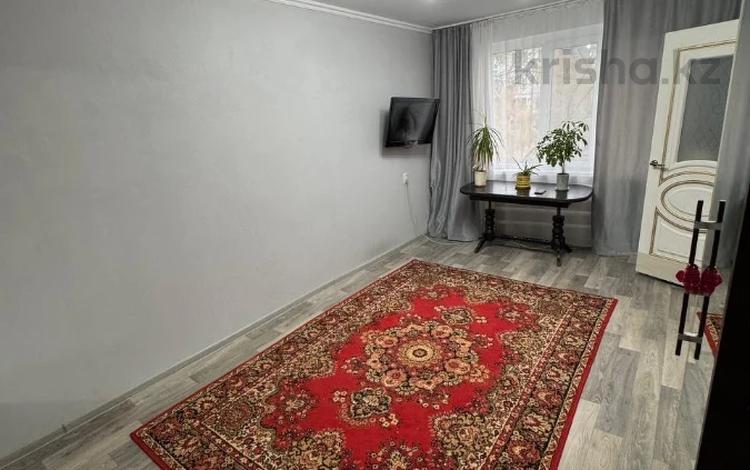 2-комнатная квартира · 51 м² · 3/5 этаж, мкр Северо-Восток за 13 млн 〒 в Уральске — фото 2