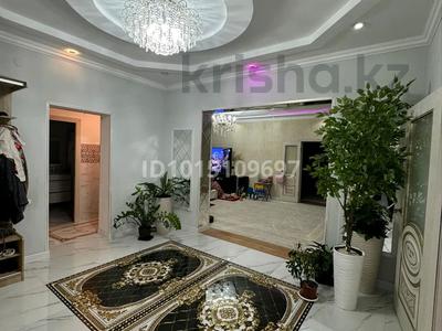 Жеке үй · 10 бөлме · 389 м² · 10 жүзд., Мечта 4 — Мкр Сабалак, бағасы: 38 млн ₸ в 