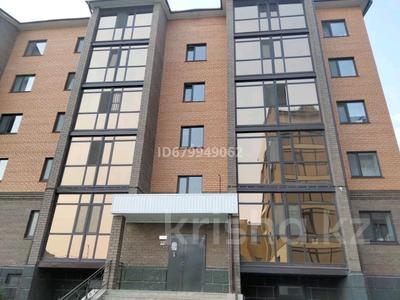2-бөлмелі пәтер · 70 м² · 3/9 қабат, ЖК Абай2 — Ауэзова, бағасы: 15 000 ₸ в Кокшетау