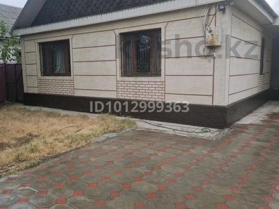 Отдельный дом · 3 комнаты · 110 м² · 9 сот., Ыбраймолдаева 49 — Отенай. В районе школы и больницы за 35 млн ₸ в Талдыкоргане
