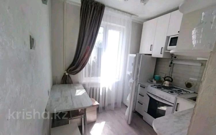 2-комнатная квартира, 46 м², 1/5 этаж, жетысу за 12.2 млн 〒 в Талдыкоргане, мкр Жетысу — фото 2