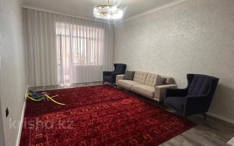 2-бөлмелі пәтер · 90 м² · 9/10 қабат, мкр. Алтын орда, Санкибай батыра 40в, бағасы: 38.5 млн ₸ в Актобе — фото 2