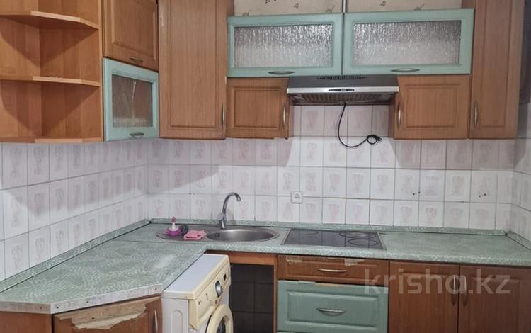 2-бөлмелі пәтер · 53 м² · 7/12 қабат, мкр Аксай-1А 14 — Толе би Момышулы, бағасы: 200 000 ₸ в Алматы, Ауэзовский р-н — фото 2