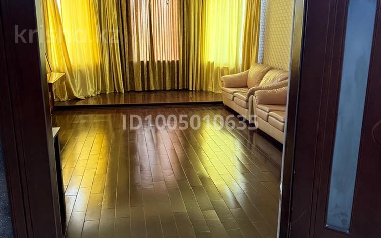2-бөлмелі пәтер · 90 м² · 6/7 қабат, мкр Новый Город, Ерубаева 44/2 — Вечный огонь, бағасы: 350 000 ₸ в Караганде, Казыбек би р-н — фото 2