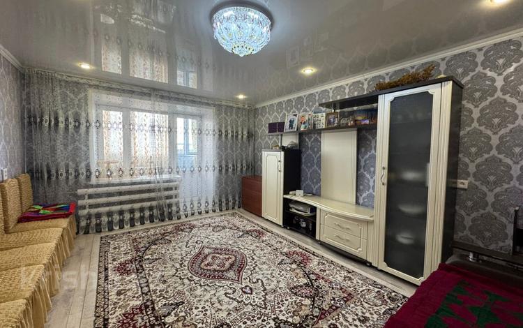 4-комнатная квартира · 76.4 м² · 5/5 этаж, 1 мкр 14 за 7.5 млн ₸ в Шульбинске — фото 16