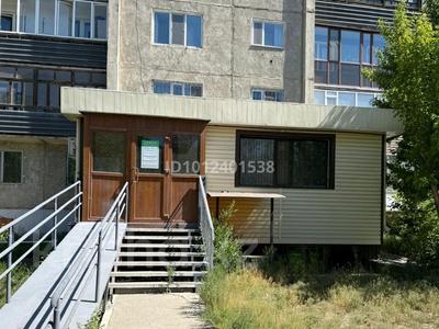 Свободное назначение, офисы, магазины и бутики, салоны красоты, медцентры и аптеки, образование, развлечения, конференц-залы, кабинеты и рабочие места · 107 м² за 500 000 〒 в Семее