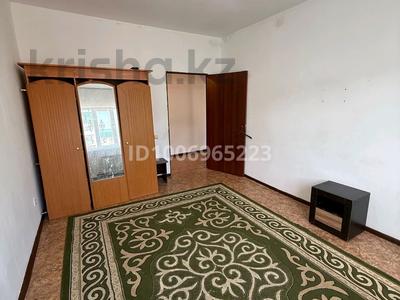 1-комнатная квартира · 40 м² · 3/6 этаж, мкр Нурсая 62 — в доме 5000 мелочей за 12.5 млн 〒 в Атырау