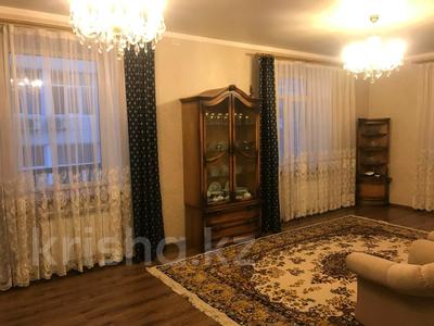 4-бөлмелі пәтер · 112.8 м² · 2/3 қабат, М.горького 42, бағасы: 90 млн 〒 в Усть-Каменогорске