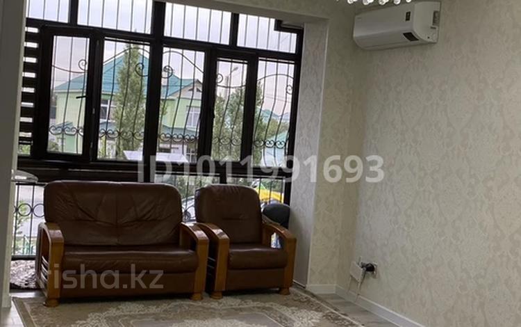 3-бөлмелі пәтер · 75 м² · 2/5 қабат, мкр Асар 21, бағасы: 30 млн ₸ в Шымкенте, Абайский р-н — фото 2