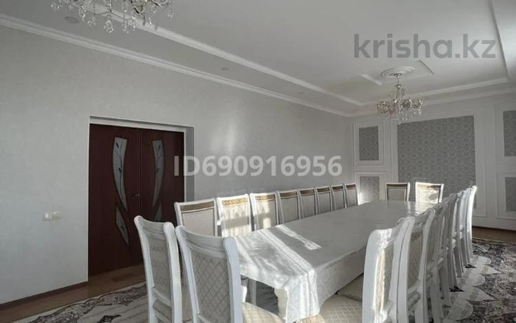 Отдельный дом • 7 комнат • 240 м² • 5 сот., Нурпеисова за 55 млн 〒 в Жанатурмысе — фото 31