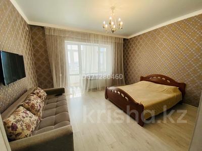 1-комнатная квартира, 55 м², 5/6 этаж посуточно, Алихана Бокейханова 29Б за 12 000 〒 в Астане, Есильский р-н