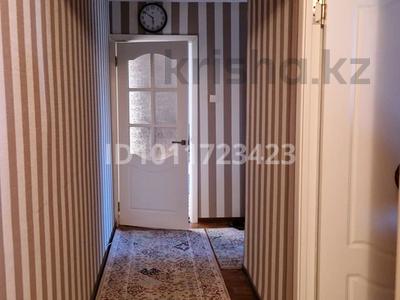 3-бөлмелі пәтер · 56 м² · 4/5 қабат, 17-й микрорайон, 17-й микрорайон 15, бағасы: 26 млн ₸ в Шымкенте, Аль-Фарабийский р-н