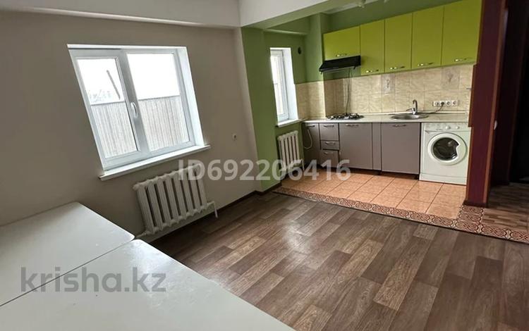 2-комнатная квартира · 36 м² · 1/3 этаж, мкр Карасу, ул. Жосалы за 130 000 ₸ в Алматы, Алатауский р-н — фото 2
