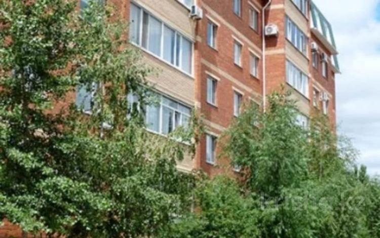 3-бөлмелі пәтер · 82 м² · 5/6 қабат, ул. Баймагамбетова, бағасы: 40 млн ₸ в Костанае — фото 2