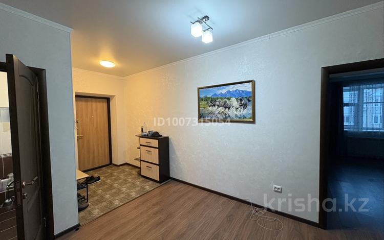 2-комнатная квартира · 90 м² · 5/5 этаж, мкр. Алтын орда, проспект Тауелсиздик 20/1 за 38 млн ₸ в Актобе — фото 3