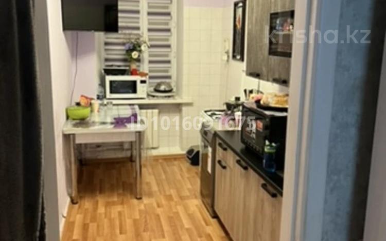 3-комнатная квартира · 68 м² · 3/3 этаж, мкр Новый Город, Жамбыла 19 — Жамбыла-Абая за 250 000 ₸ в Караганде, Казыбек би р-н — фото 2